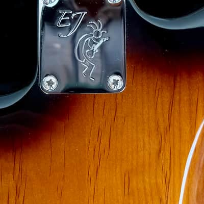 Fender Eric Johnson Thinline Stratocaster with Maple Fretboard 2018 - 2019 - 2-Color Sunburst image 6
