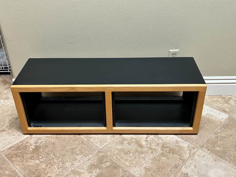 KK Audio Desk Top Rack, Black With Maple Trim 12 Spaces image 1