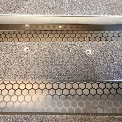 Pedaltrain JR MAX Pedalboard with Tour Case – Lightweight Aluminum Guitar Effects Pedal Board System image 13