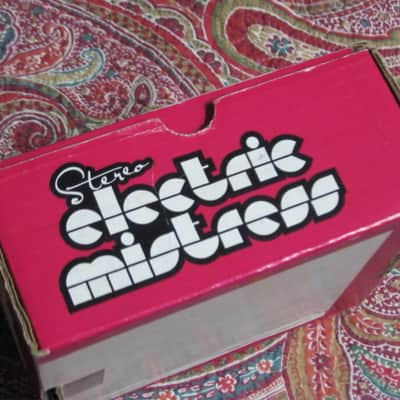 visibly used condition genuine Electro Harmonix EMPTY CARDBOARD BOX +orig Owner's Manual ONLY for EXO Stereo Electric Mistress (NO pedal, NO power supply, NO warranty/registration paperwork) 2010s, OUTER AREAS pink / GRAPHIC black & white, white image 9