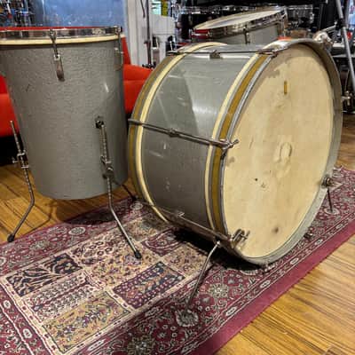 Leedy Combo Kit with Conga Tom in Antique Silver 1948 image 2