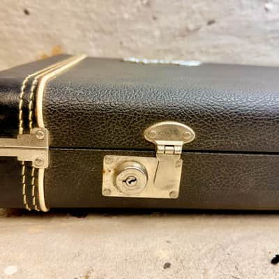 Vintage 1960's Fender Precision-Jazz-Tele Bass Guitar Case Tail-Logo 1967-1972 image 8