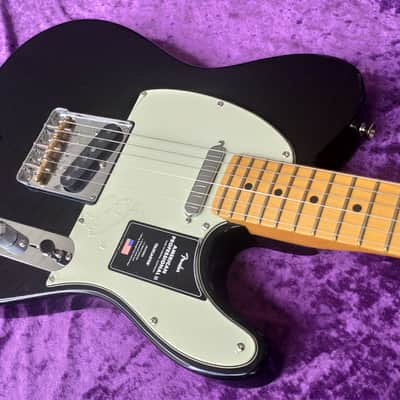 Fender American Professional II Telecaster * mint condition * S2 switch * comes with original Fender Case / accessories * image 6