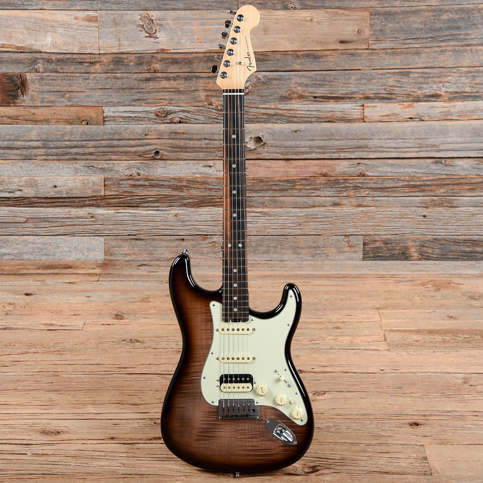 Fender Limited Edition American Elite Stratocaster HSS Shawbucker