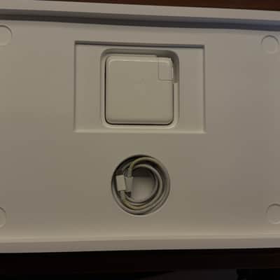 Apple MacBook Pro 2019 - Space Grey image 2