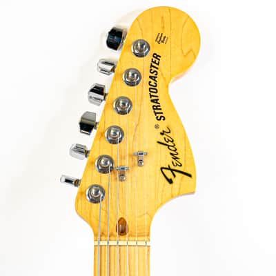 2009 Fender Stratocaster Standard 2-Tone Sunburst w/ Maple Fretboard, 6-Screw Bridge, Fender Gigbag image 11