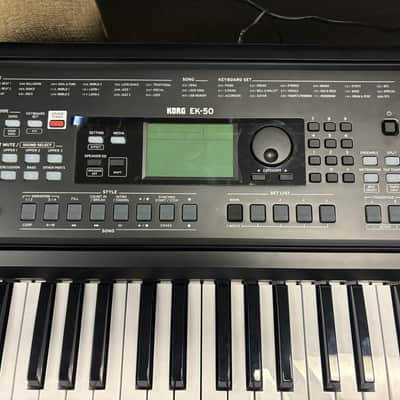 Korg EK50 61-Key Arranger Keyboard image 4