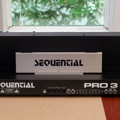 Sequential Pro 3 SE 37-Key 3-Voice Monophonic / Paraphonic Synthesizer in Mint Condition! image 5