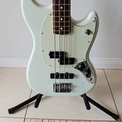 Fender MIM Mustang Bass (Short scale) image 2
