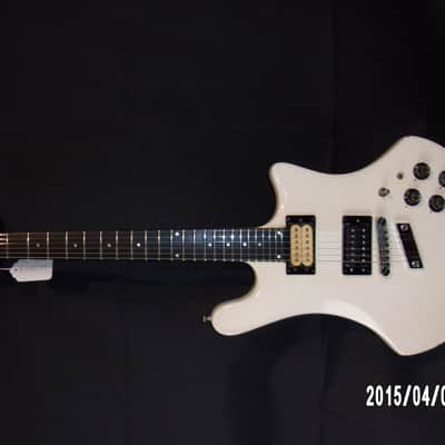 Guild S 300-D Pearl White image 13