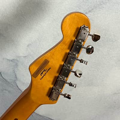 Squier Classic Vibe 50s Loaded Stratocaster Neck Vintage Tint with Maple Fingerboard image 3