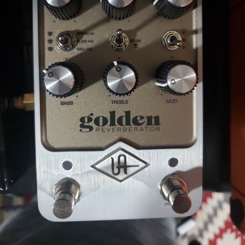 2021 – Present Universal Audio Golden Reverberator Pedal Gold