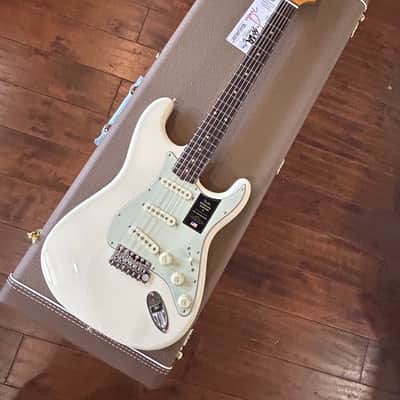 Fender American Vintage II 1961 Stratocaster  - Olympic White /8lbs. 0.2oz. #V2439455 image 10
