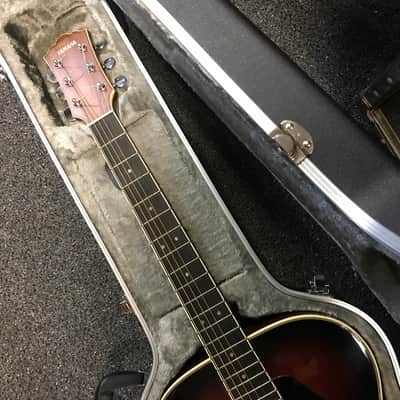 Yamaha CJ-818SB country jumbo acoustic guitar made in Taiwan 1982