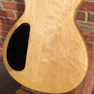Carvin CM130 Figured Birdseye Maple 1980 - Natural CREAM TRIPLE PICKUPS! image 9