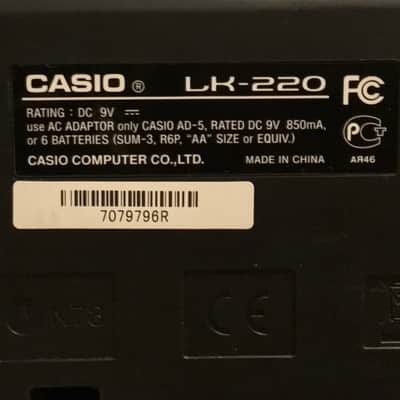 Casio LK-220 Lighted Keyboard 61-Key MP3 / USB Port 400 Tones ** NOT WORKING ** image 11