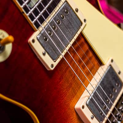 Gibson CS Murphy Lab 1959 Les Paul Standard Reussue Ultra Light Aged 2026 - Factory Burst Bild 3
