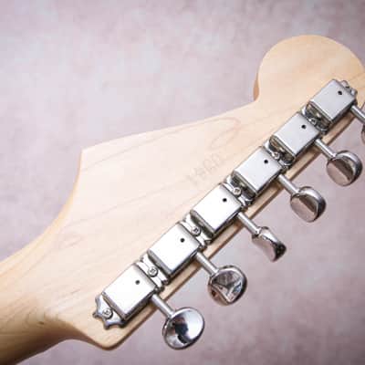 FENDER MIJ Hellecasters Limited Edition '97 Jerry Donahue Stratocaster "Sapphire Blue Transparent + Maple" (1997) image 12