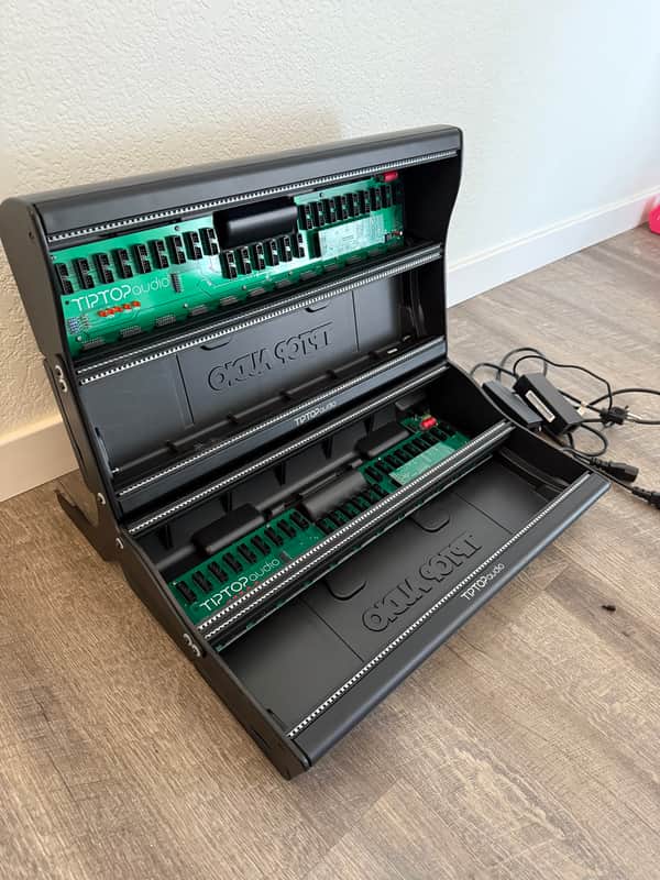 2x Tiptop Audio Mantis Eurorack Case w/ Brackets - Black image 1