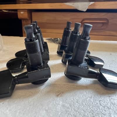 Martin 5 sets of new tuning Machines 2020 - Black image 2