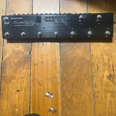 One Control Crocodile Tail Loop Switcher | Reverb