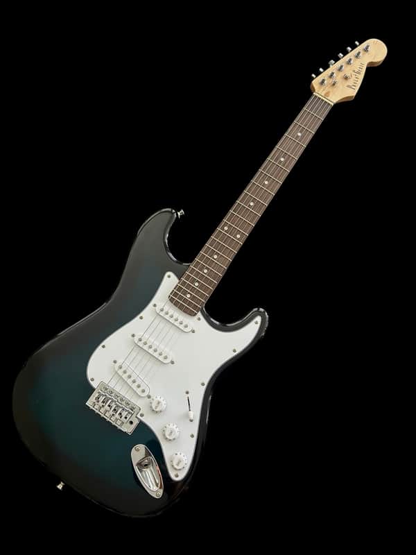 Stratocaster 2000โs - Blue Burst image 1