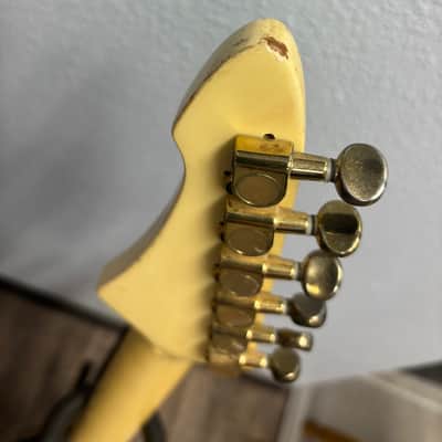 Aria Pro II XX Deluxe V Shape Yngwie Inspired added Gibson Pickup - Off white image 10