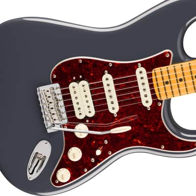 Fender American Professional Classic Stratocaster HSS MN - Faded Black image 3