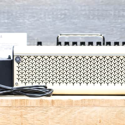 Yamaha THR30II Wireless 15-Guitar Amp Models 30W 2x3.5" Guitar Desktop Amplifier image 5