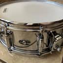 Slingerland No. 132 Gene Krupa Sound King 5x14" 10-Lug Chrome Over Brass Snare Drum with Zoomatic Strainer 1963 - 1977 - Chrome