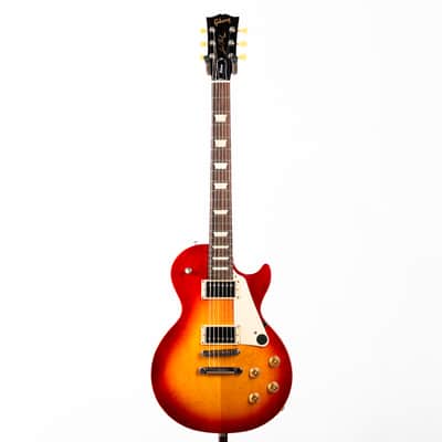 Gibson Les Paul Tribute Satin, Satin Cherry Sunburst | Demo image 2