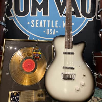 Jerry Jones Brad Whitford’s Aerosmith, 12 String Authenticated! (#86) 1990s Black/White image 1