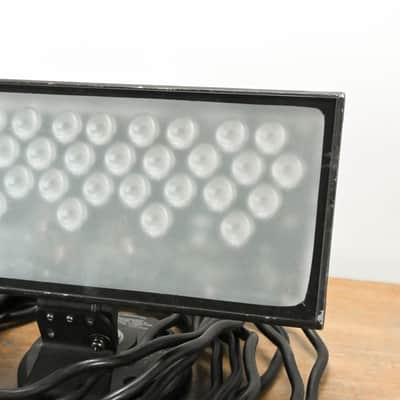 Philips Color Kinetics ColorBlast 12 Wash Light Fixture CG011PL image 2