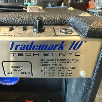 Tech 21 Trademark 10 1x8 Guitar Combo Amp 2010s - Black- VGC image 11