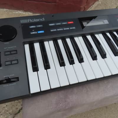 ROLAND 1986 JUNO 1 SYNTHESIZER ORIGINAL CLEAN TESTED w/COVER! image 8