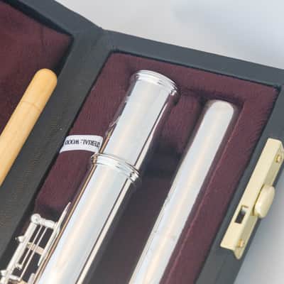 Yamaha YFL-372 Allegro Intermediate Flute *Silver Headjoint *Low-B *Split-E *Cleaned & Serviced image 4