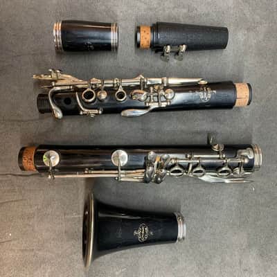Buffet Crampon E11 Intermediate Wood Bb Clarinet 2010s - Black image 2