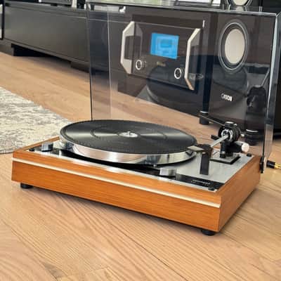 Vintage Thorens TD-145 Walnut Wood Turntable ~FULLY RESTORED~ LOOK ! image 1