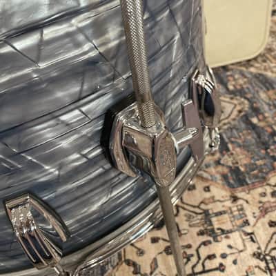 Ludwig Legacy Maple 16x18 Floor Tom - Sky Blue Pearl image 4