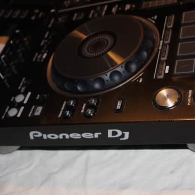 Pioneer DJ XDJ-RX2 2-Channel All-In-One DJ System - Black image 8