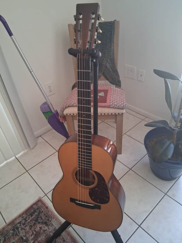 Martin slothead 0021 1960 - Gloss image 1
