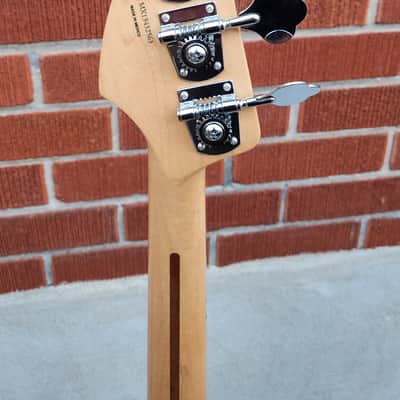 Fender Standard Jazz Bass – Arctic White image 4