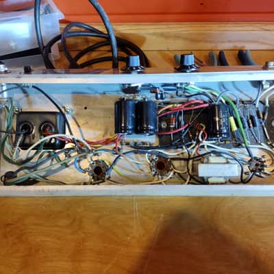 Fender Musicmaster Bass Amplifier 1978 - Silver Panel image 5