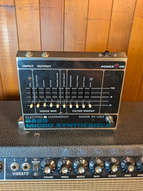 Electro-Harmonix Bass Micro Synthesizer