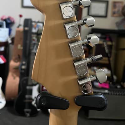 Fender Stratocaster 2000s - Burst image 17