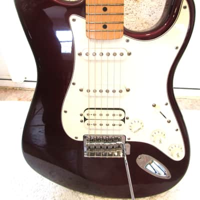 Fender HSS Stratocaster Guitar, 2000. Mexico, Burgundy Finish, Gig Bag, Mint image 2