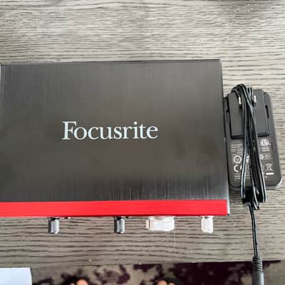 Focusrite Clarett 2Pre USB Audio Interface - Mint image 2