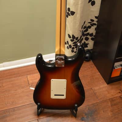 2009 Fender American Standard Stratocaster (3 Color Sunburst) image 5