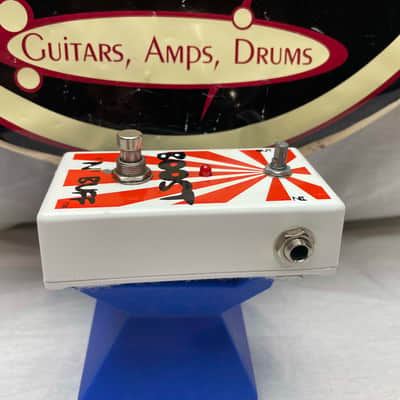 MI Audio Boost'N'Buff boost 'n buff Booster Buffer Pedal - missing knob image 4