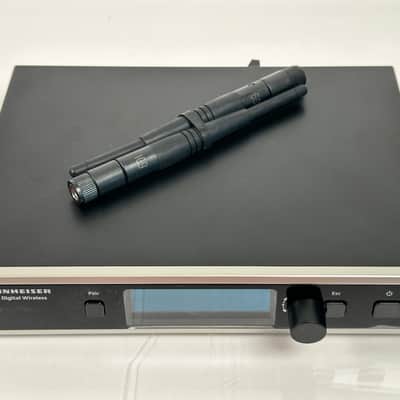 Sennheiser Speechline SL Lavalier Set Digital Wireless System image 11